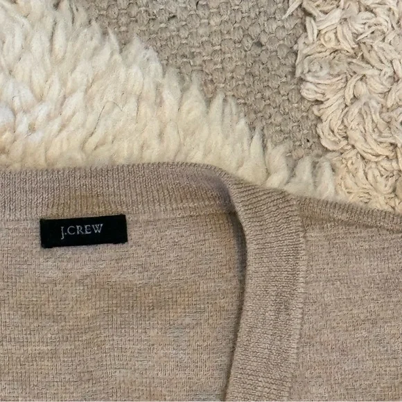 J crew Merino Wool Blend Sweater V-neck tan sweater Size Small - Picture 6 of 7